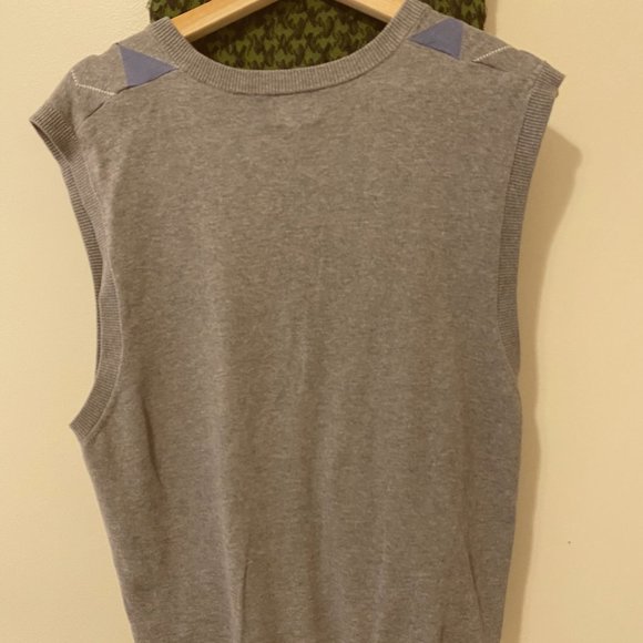 Light & Dark Blue Argyle Sweater Vest - Old Navy - L - Academia/Preppy - Picture 4 of 4